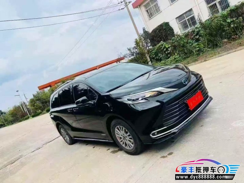 23年丰田塞纳轿车抵押车出售