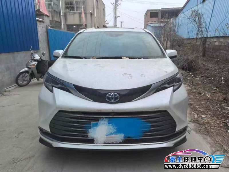 23年丰田塞纳轿车抵押车出售