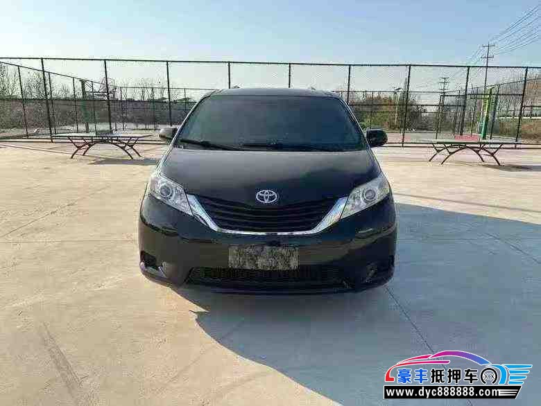 16年丰田塞纳轿车抵押车出售