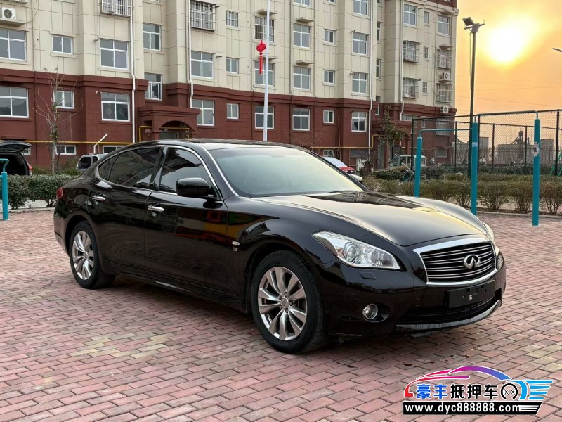15年英菲尼迪Q70轿车抵押车出售