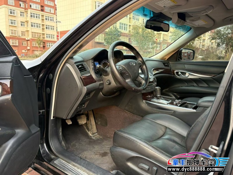 15年英菲尼迪Q70轿车抵押车出售