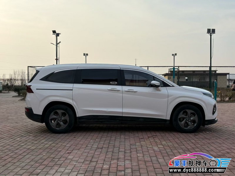 22年现代库斯图轿车抵押车出售