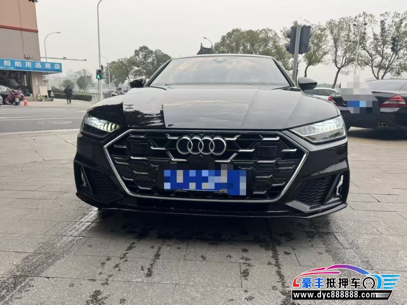 抵押车出售24年奥迪A7轿车