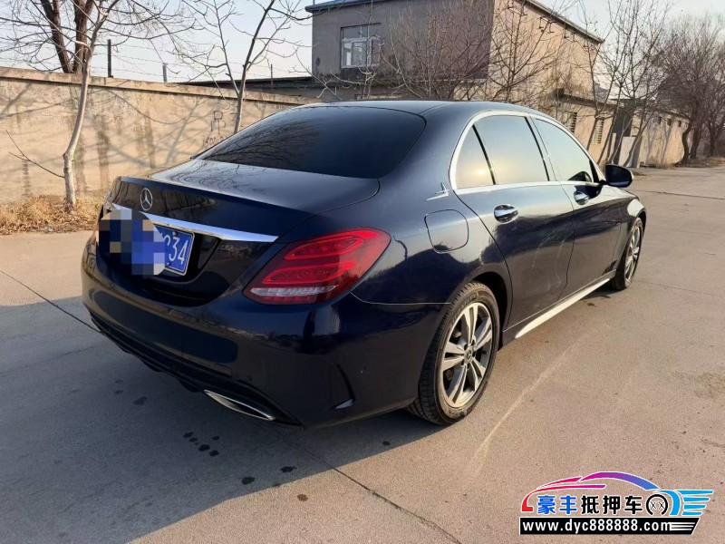 17年奔驰C轿车抵押车出售