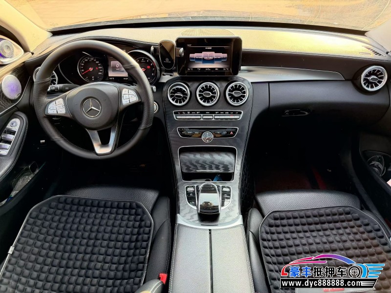 17年奔驰C轿车抵押车出售