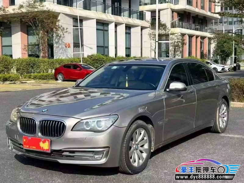 14年宝马7系轿车抵押车出售