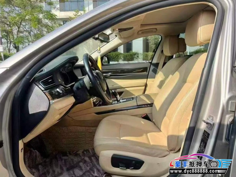 14年宝马7系轿车抵押车出售