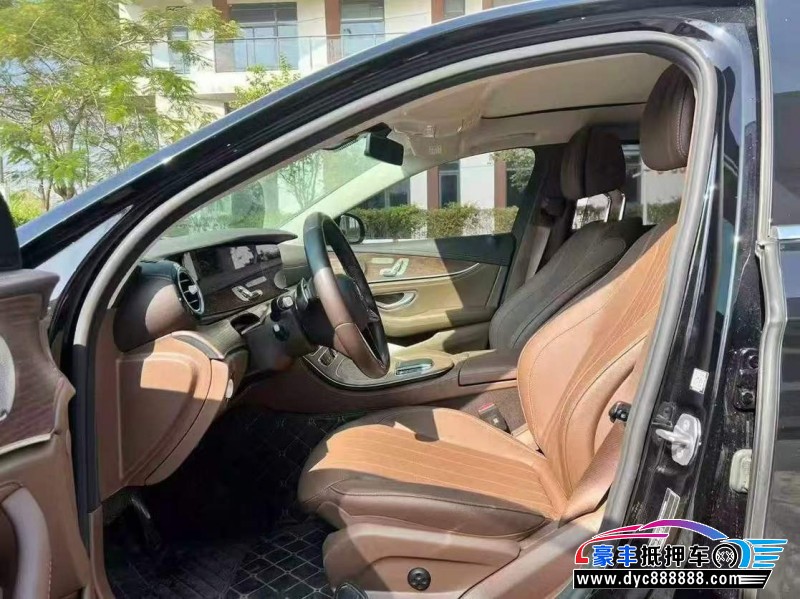 23年奔驰E轿车抵押车出售