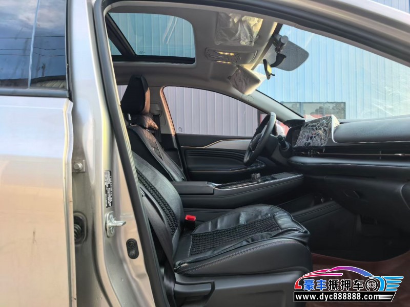 24年埃安炫轿车抵押车出售