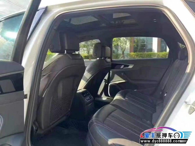 24年奥迪A4L轿车抵押车出售