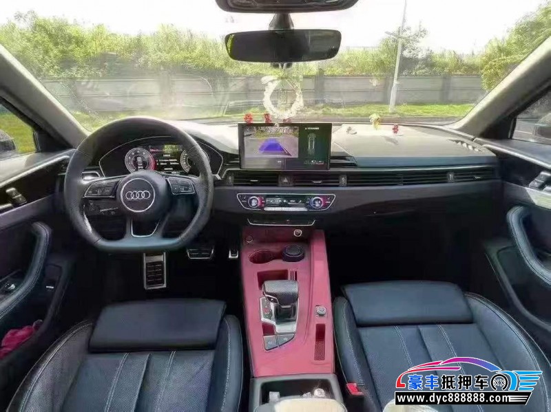 24年奥迪A4L轿车抵押车出售