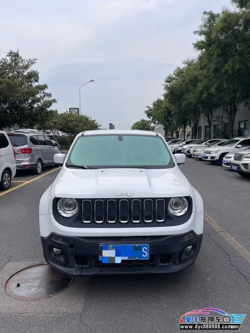 18年Jeep自由侠轿车