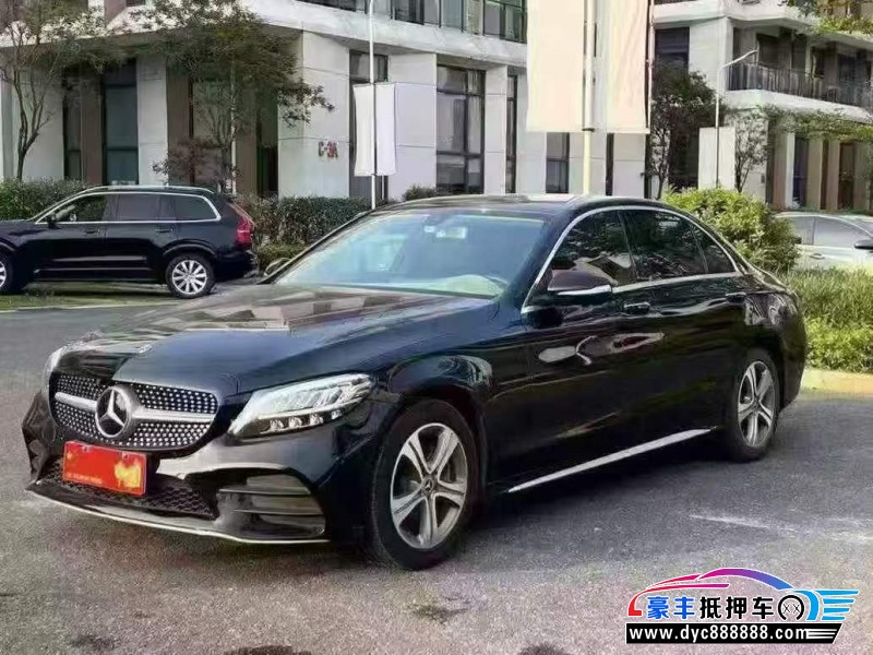 20年奔驰C轿车抵押车出售