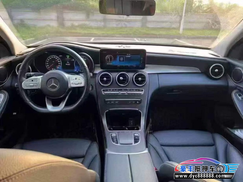 20年奔驰C轿车抵押车出售