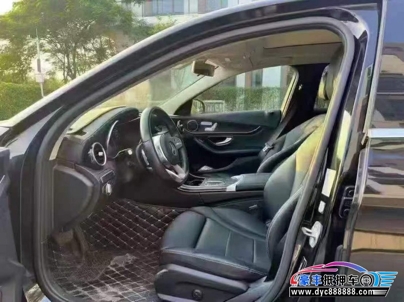 20年奔驰C轿车抵押车出售