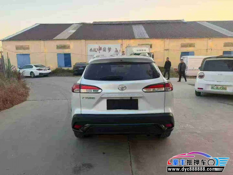 23年丰田锋兰达轿车抵押车出售