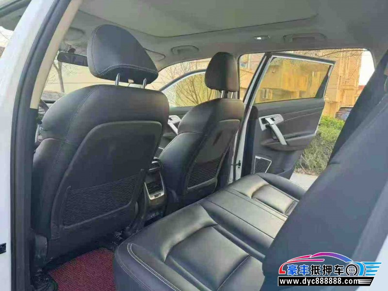 18年吉利博越轿车抵押车出售