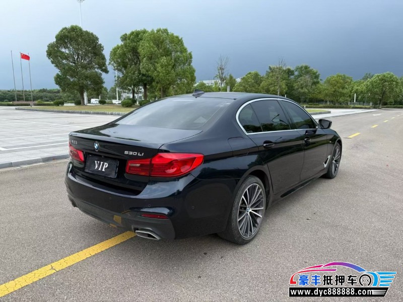 20年宝马5系轿车抵押车出售