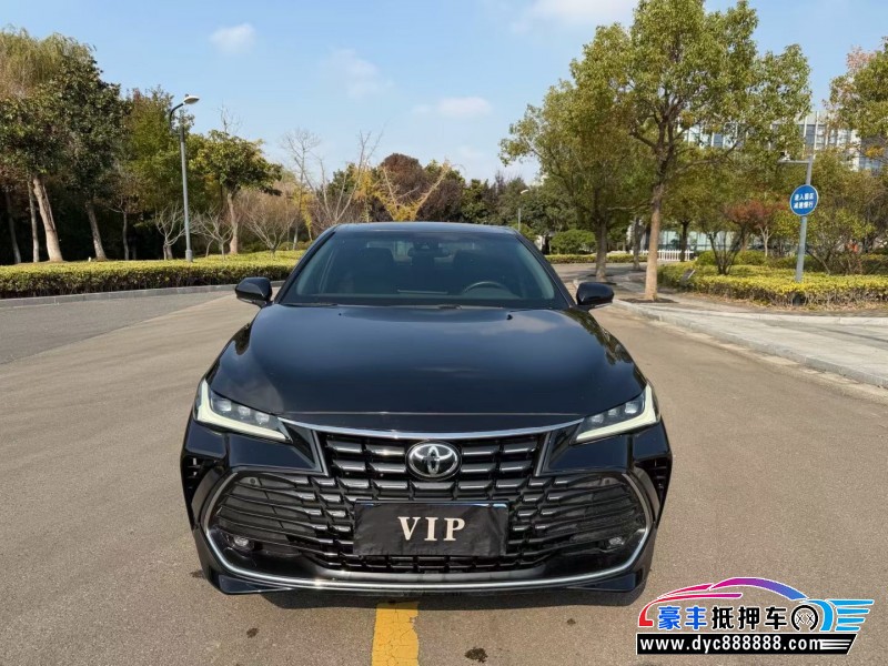 抵押车出售22年丰田亚洲龙轿车