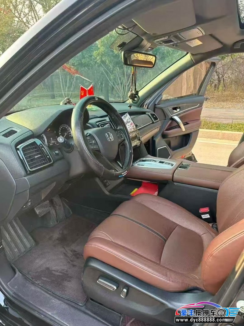 22年本田UR-V轿车抵押车出售