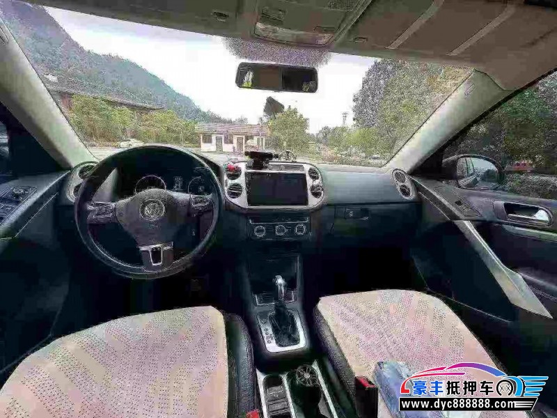 13年大众途观轿车抵押车出售