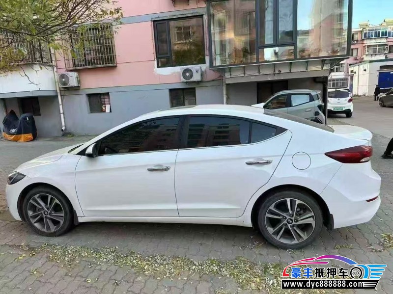 18年现代领动轿车抵押车出售