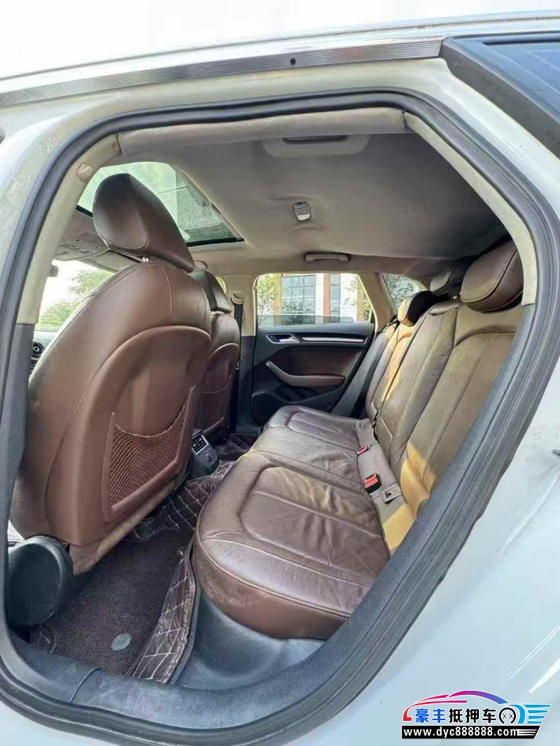 16年奥迪A3轿车抵押车出售