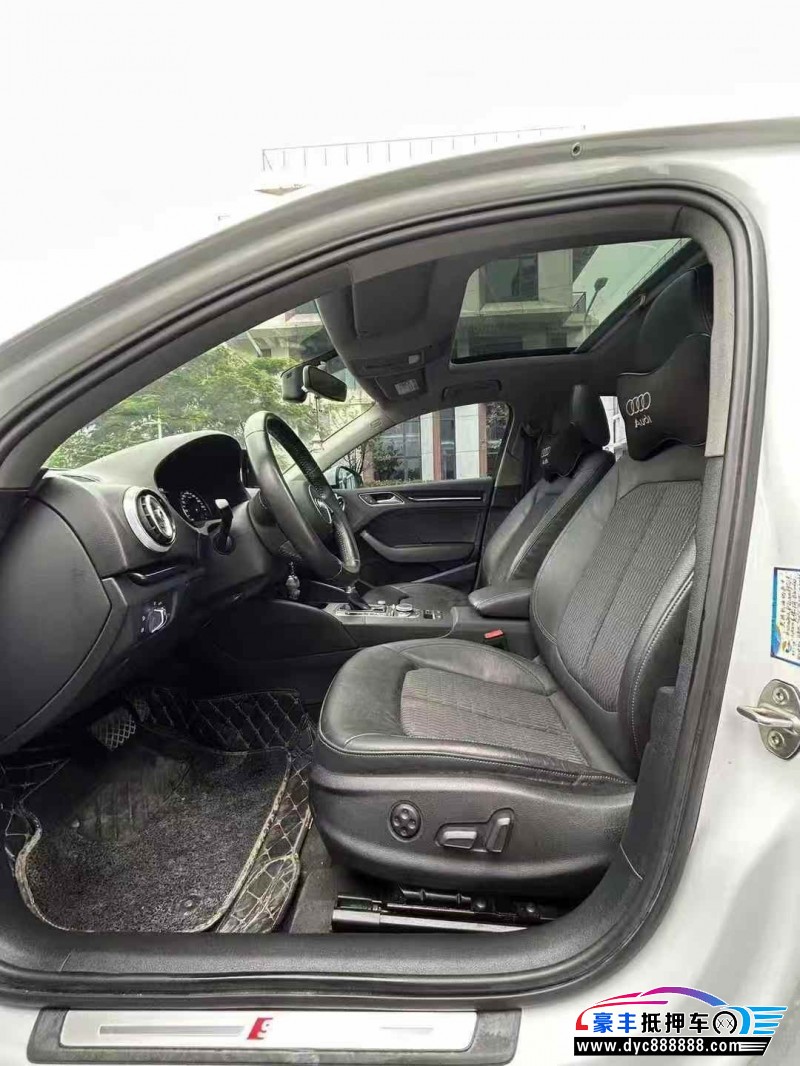 20年奥迪A3轿车抵押车出售