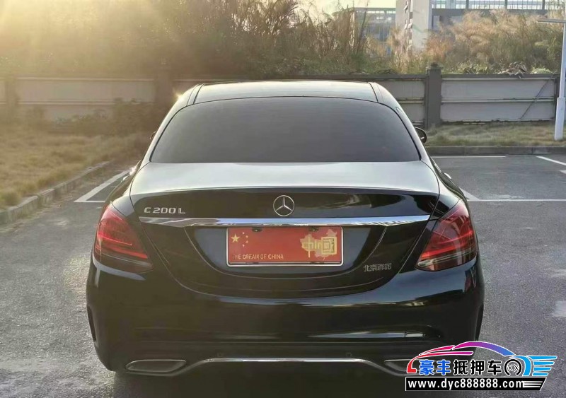 21年奔驰C轿车抵押车出售