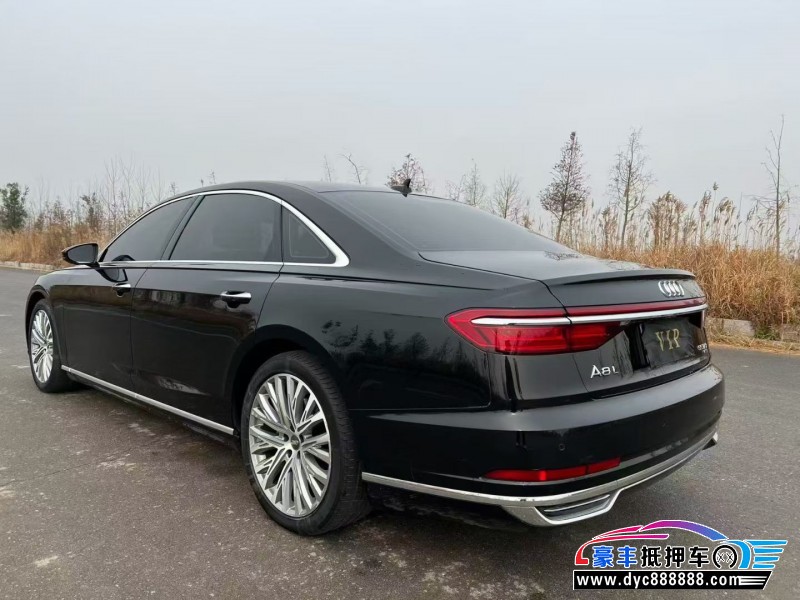 20年奥迪A8L轿车抵押车出售