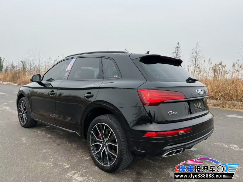 23年奥迪Q5轿车抵押车出售