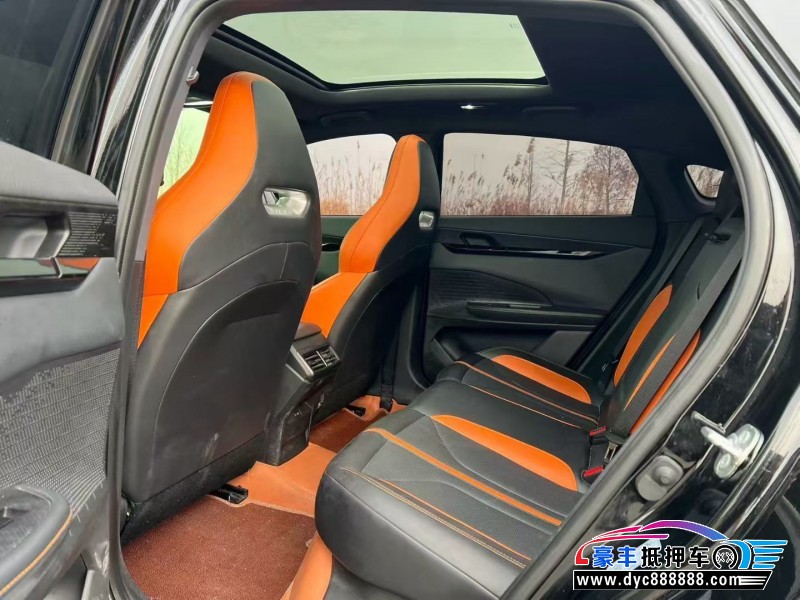 24年长安长安UNI轿车抵押车出售