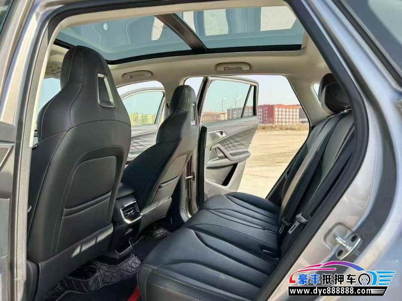 25年荣威RX5轿车抵押车出售