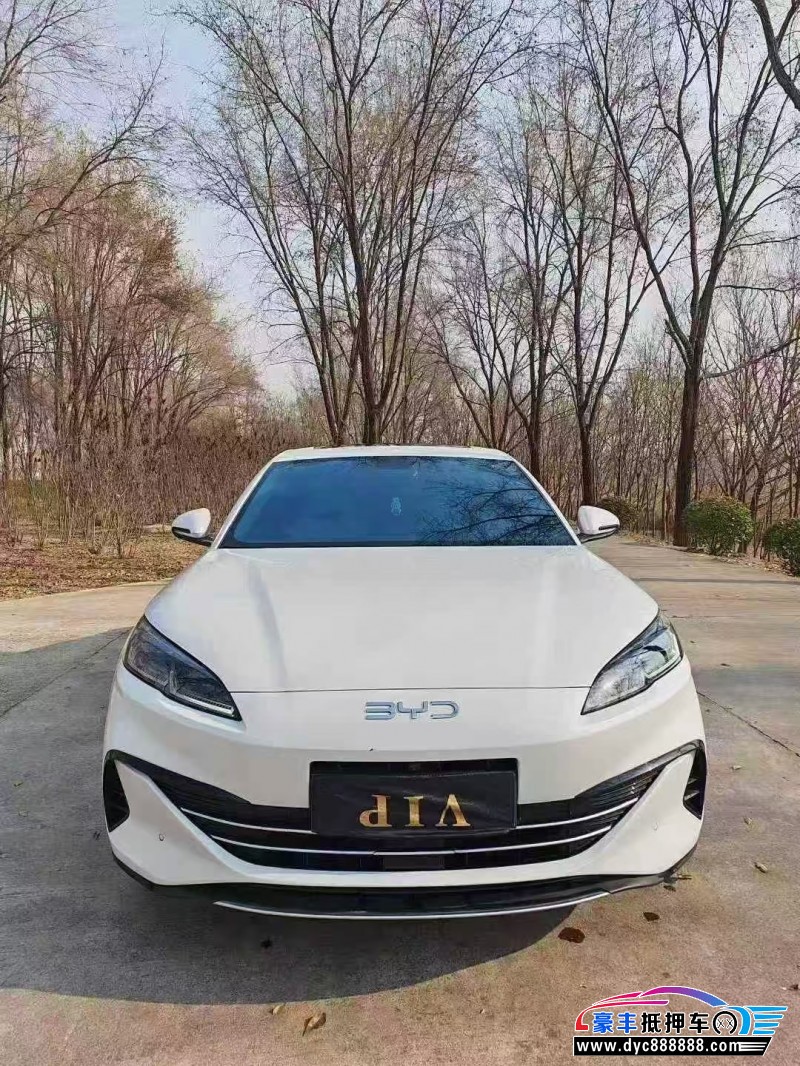 抵押车出售24年比亚迪海豹轿车