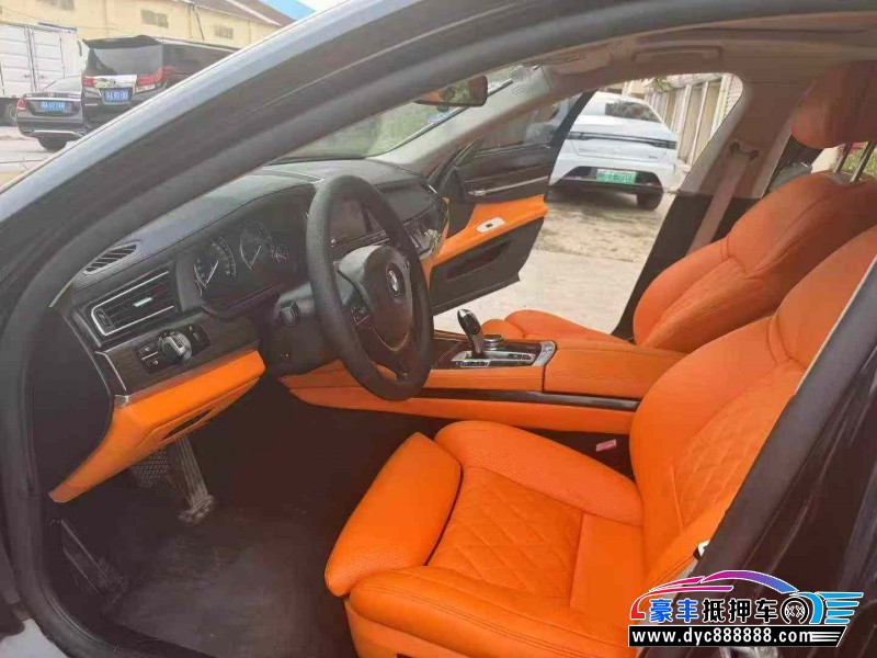 15年宝马7系轿车抵押车出售