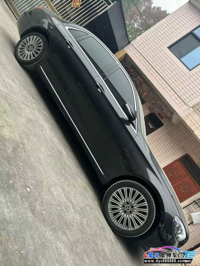 19年奔驰E轿车抵押车出售