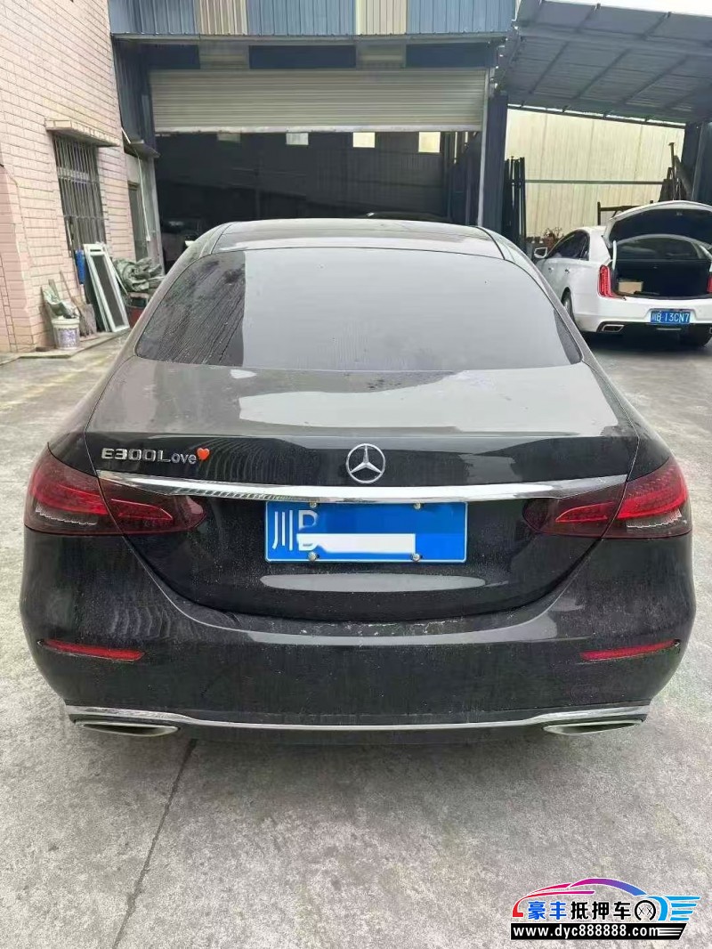 19年奔驰E轿车抵押车出售
