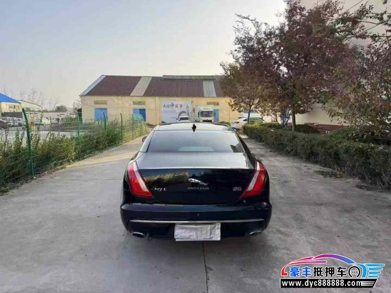 17年捷豹XJL轿车抵押车出售