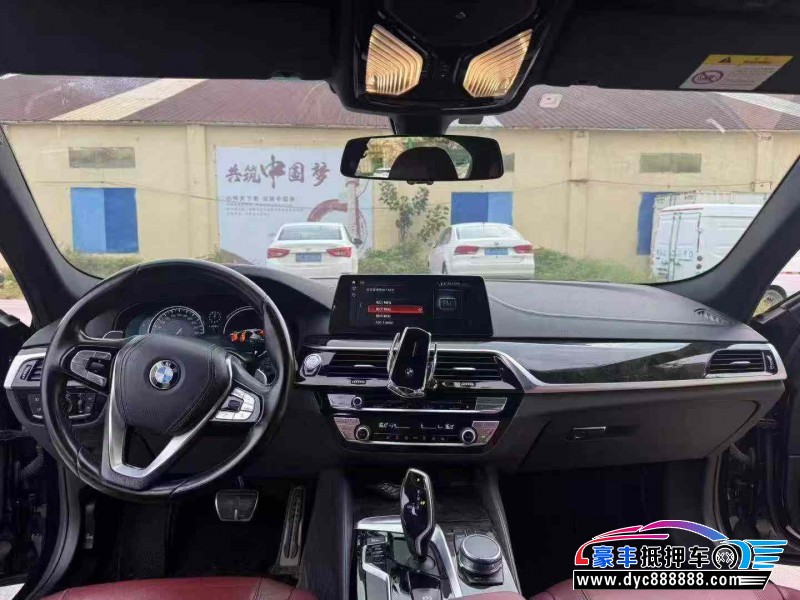 18年宝马5系轿车抵押车出售