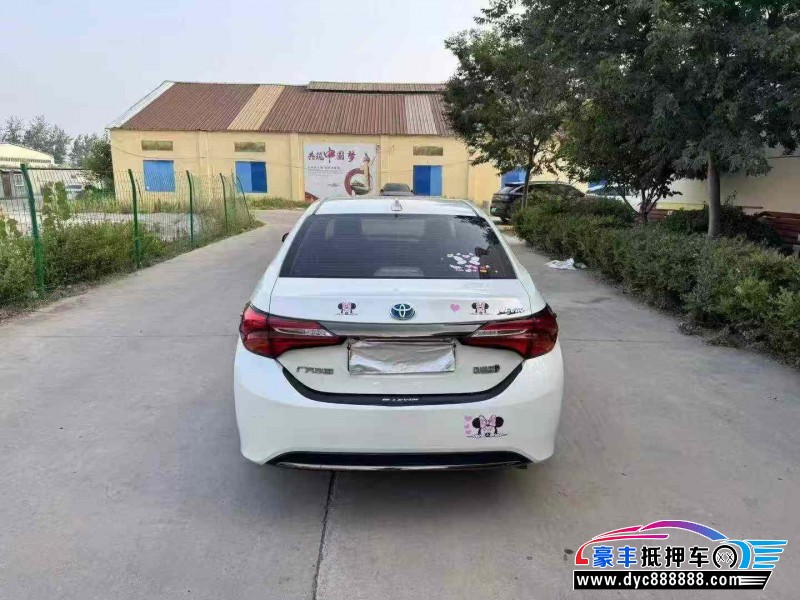 20年丰田雷凌轿车抵押车出售