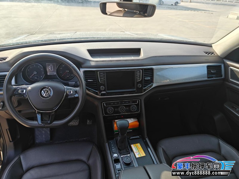 20年大众途昂轿车抵押车出售