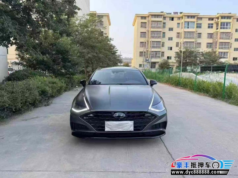 23年现代索纳塔轿车