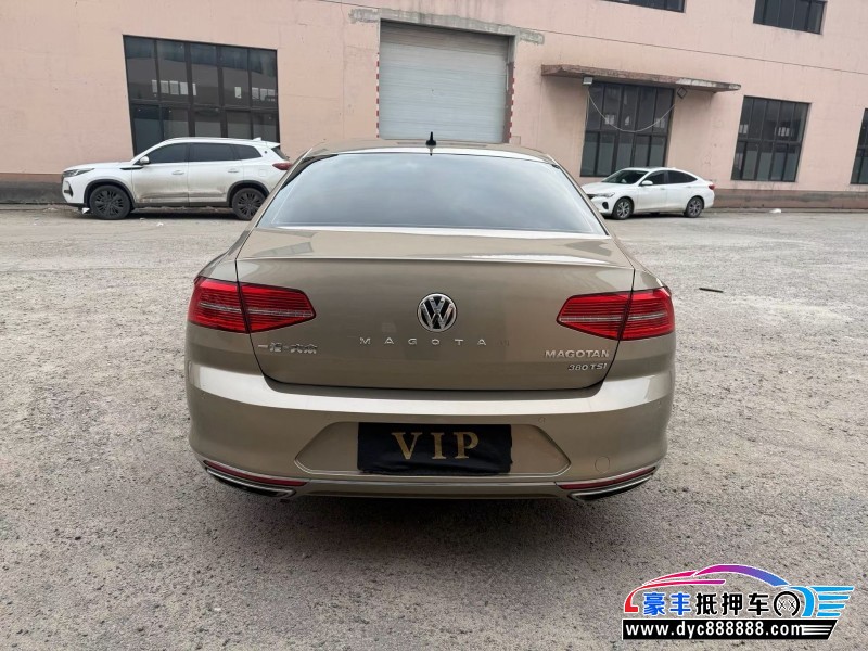 16年大众迈腾轿车抵押车出售