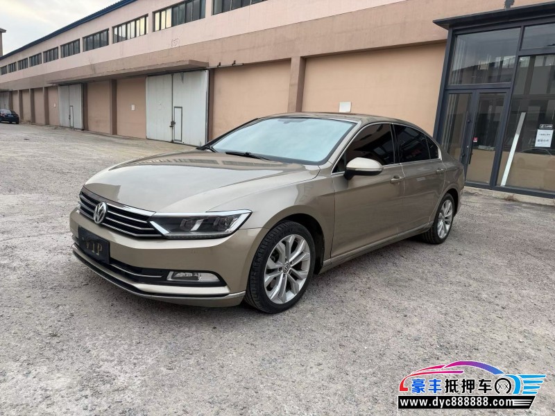 16年大众迈腾轿车抵押车出售