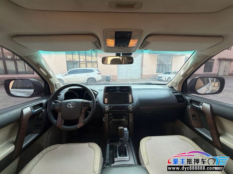 10年丰田普拉多（霸道）轿车抵押车出售