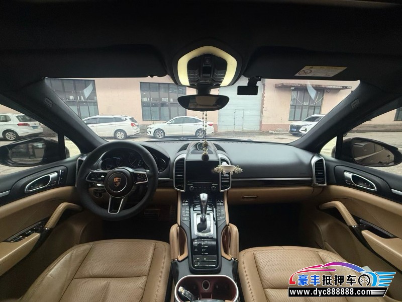 16年保时捷卡宴轿车抵押车出售