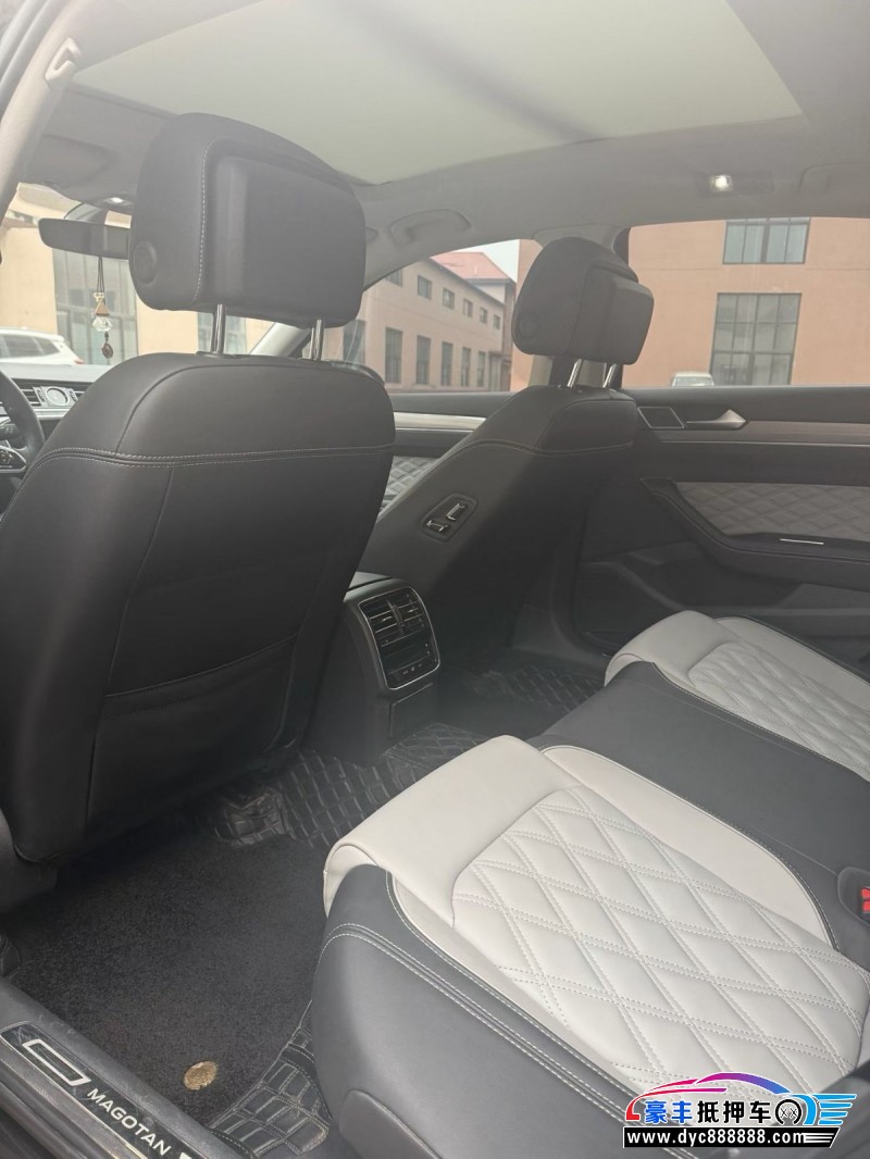 24年大众迈腾轿车抵押车出售