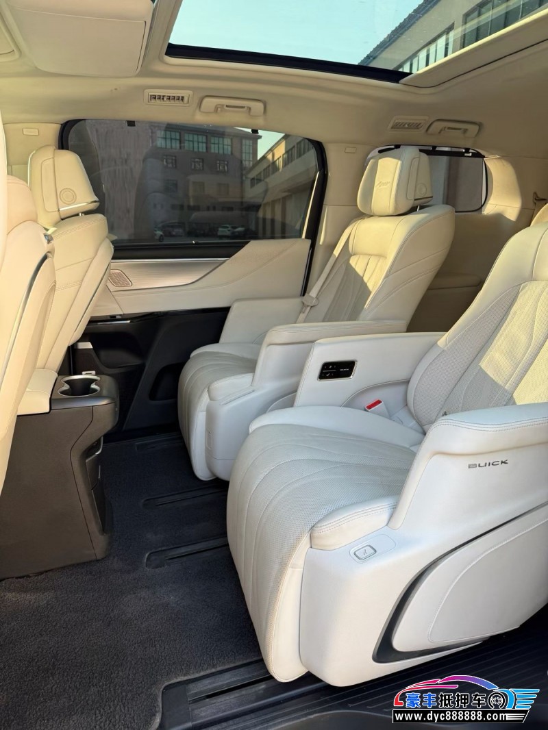 24年别克GL8轿车抵押车出售