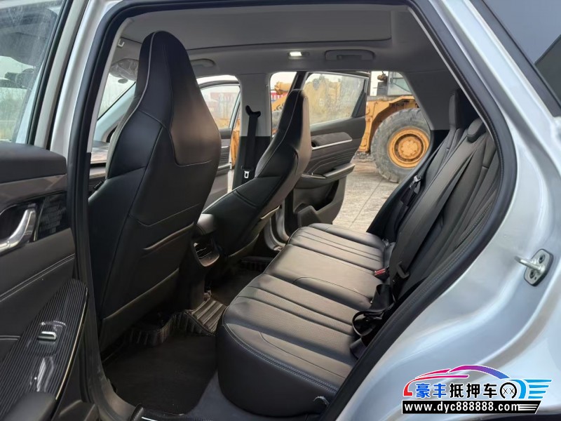 24年东风风神浩瀚轿车抵押车出售