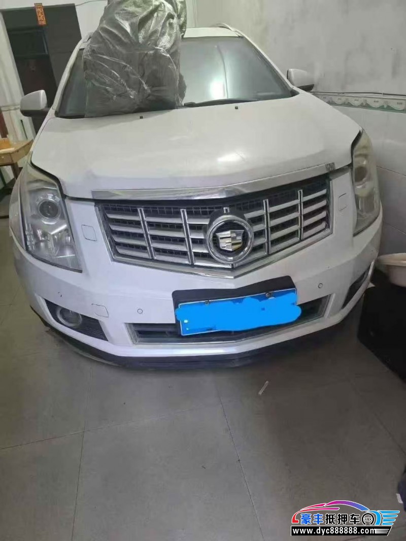 抵押车出售14年凯迪拉克SRX轿车